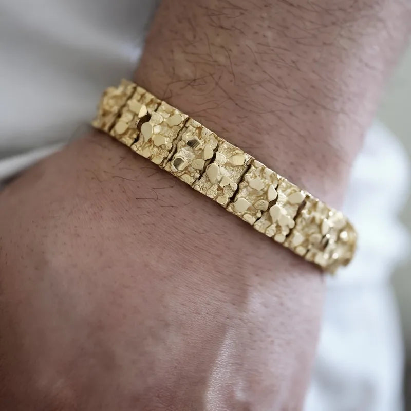 Heavy-duty Embossed Gravel-textured Wide Men's Bracelet, Light Luxury Business Golden-speckled Metallic Strap-style Bangle Qme big