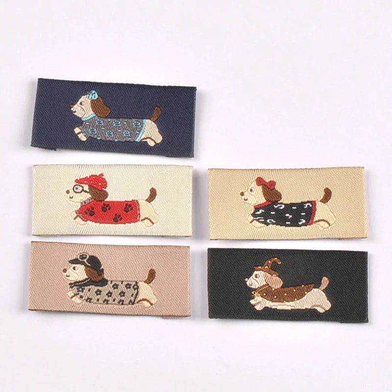 50pcs 40x19mm Mix Assorted Cute Dachshund Fabric Labels, Sew On Tags for DIY Clothes Pet Accessories Crafts cp4311 Qme 40x19mm-mix