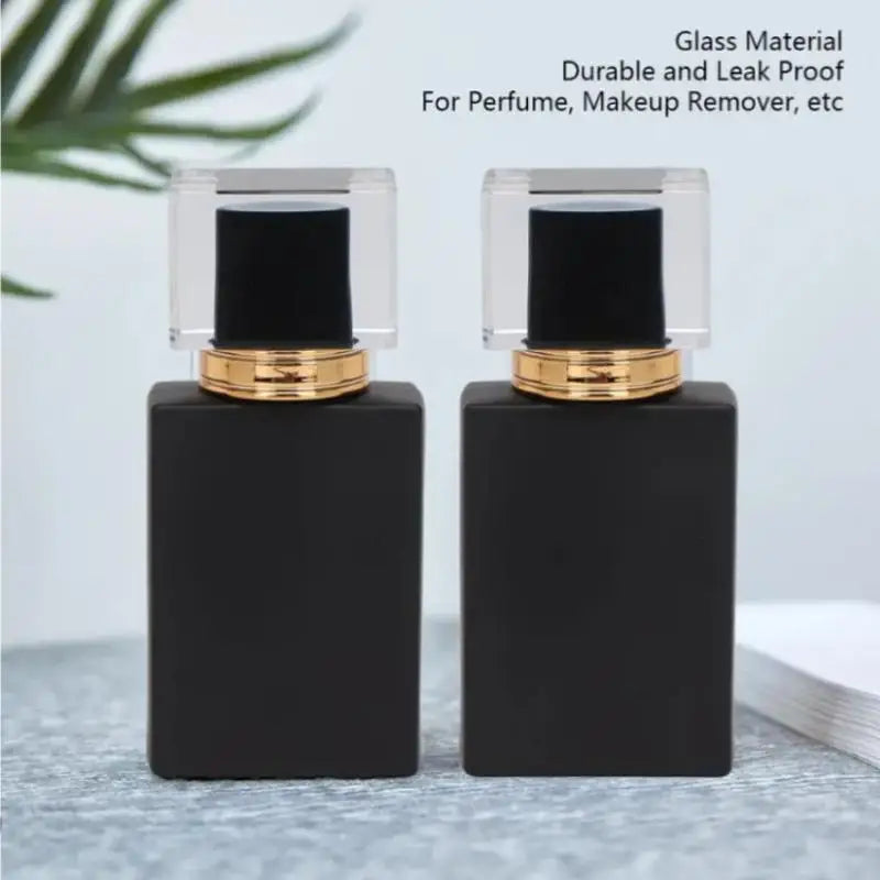 High-end Portable 30 Bright Black Glass Perfume Bottle Empty Spray Qme