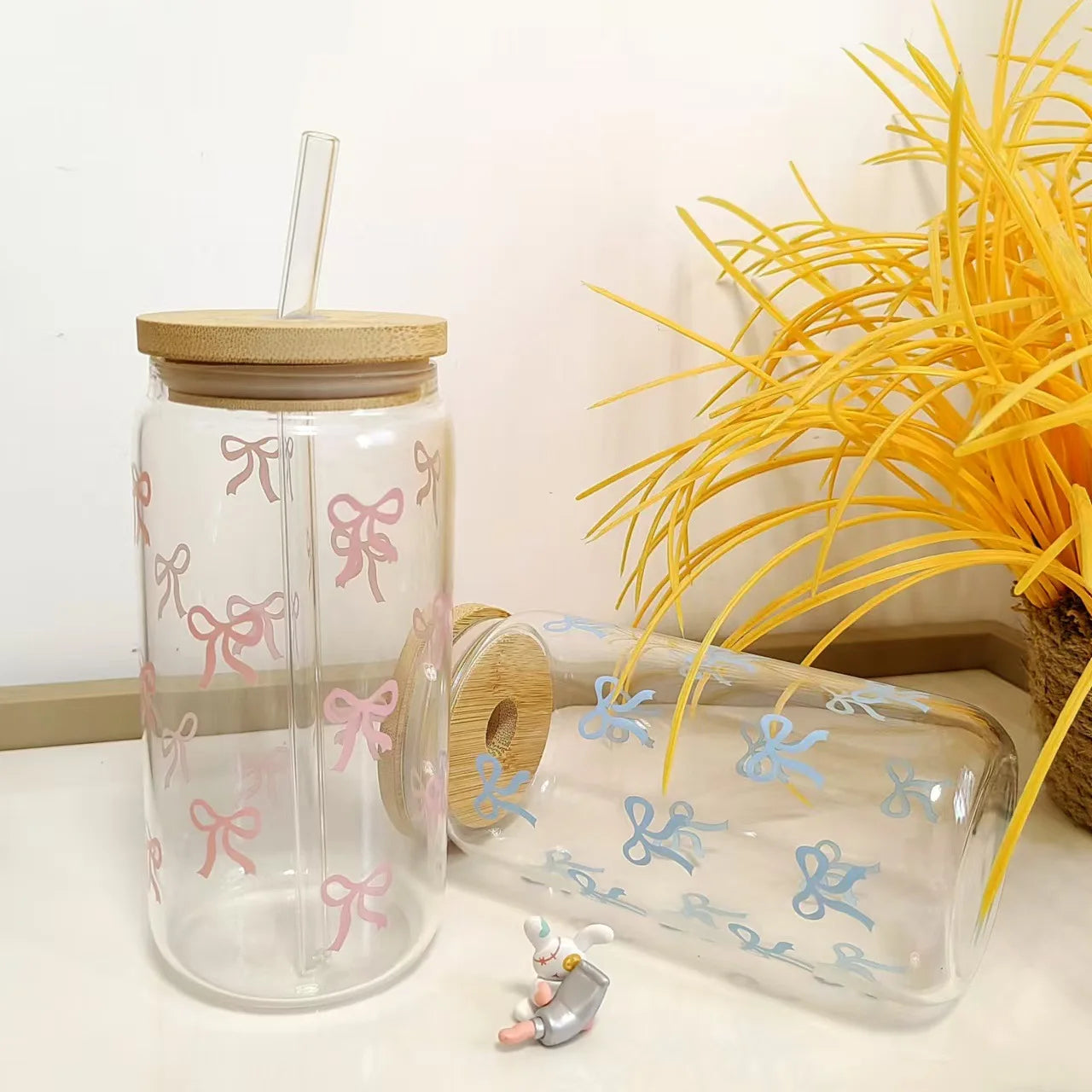 500ml Cute Bow Glass Cup Bow Bear Pattern Water Bottle Coffee Cups With Lids Straw Brush Valentine's Day Party Gift Qme
