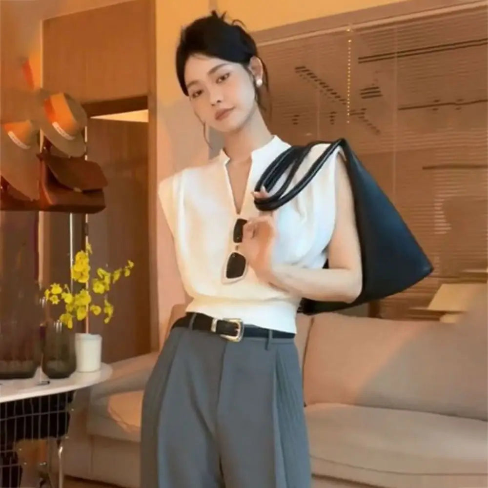 V-neck Flip Collar T-shirt Y2K Slim Fit Sleeveless Crop Wide Shoulder Qme