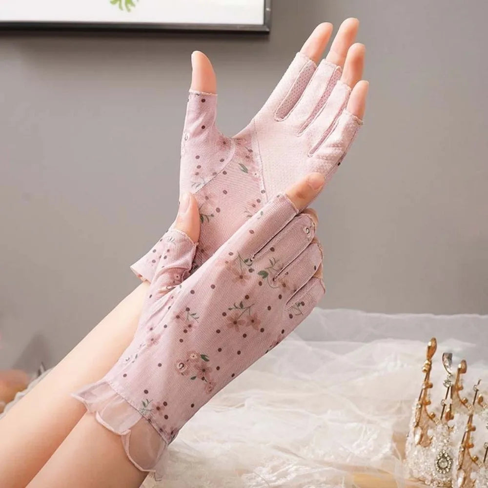 1 Pair Breathable Sunscreen Half-finger Gloves Silicone Anti Slip Thin Lace Mesh Gloves Sun Protection Quick Dry Qme