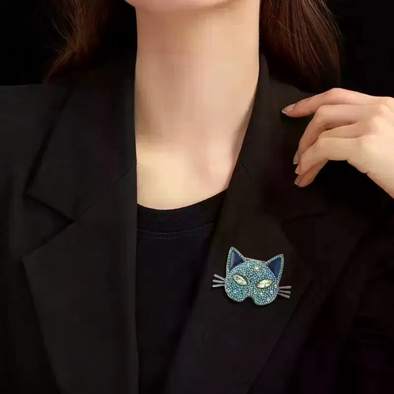 Sparkling Cat Head Brooches For Women Unisex 4-color Luxury Lovely Kitty Pets Animal Office Party Brooch Pins Gifts Qme