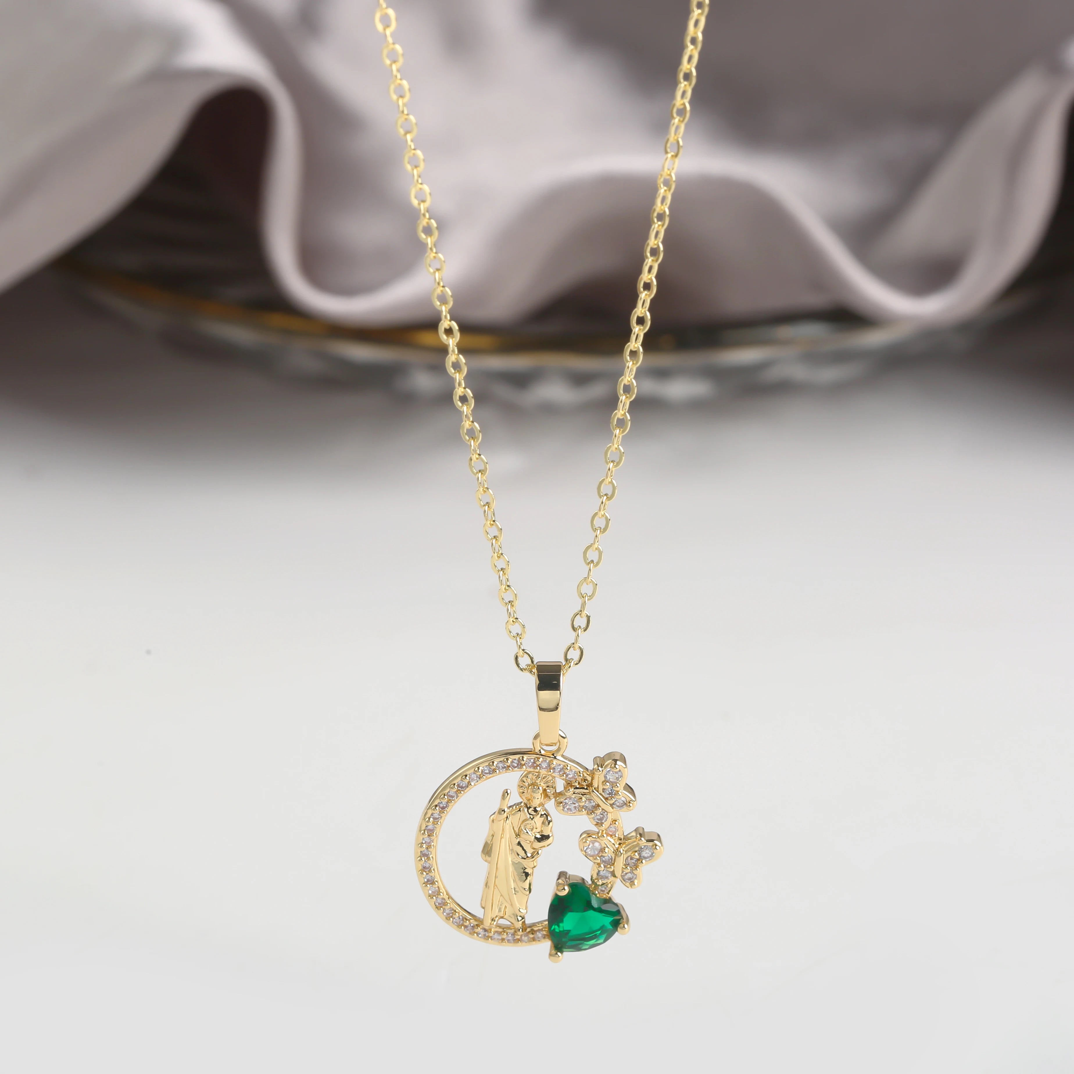 INS Hot Sale Shiny Zirconia St. Jude Pendant Necklace Fashion Woman Religious Jewelry Choker Exquisite for Party Jewelry Gift Qme 13