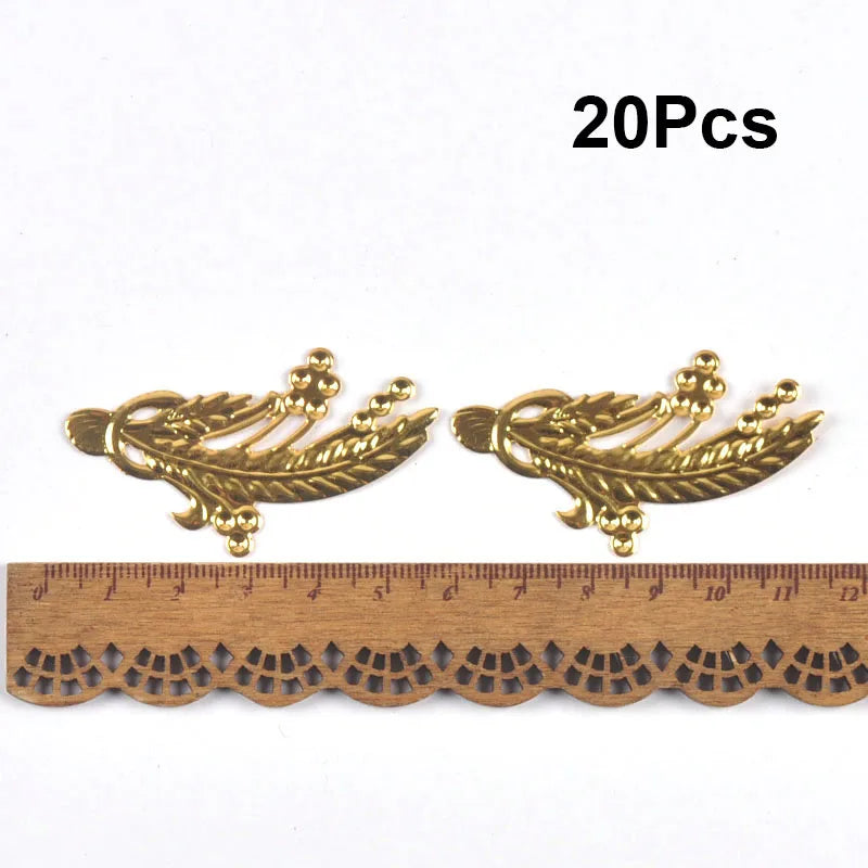 Mixed Gold Leaf Filigree Wraps Metal Crafts Connectors For Making Jewelry Accessories DIY Scrapbook Handicraft Home Decor yk0912 Qme 55x30mm 20cps