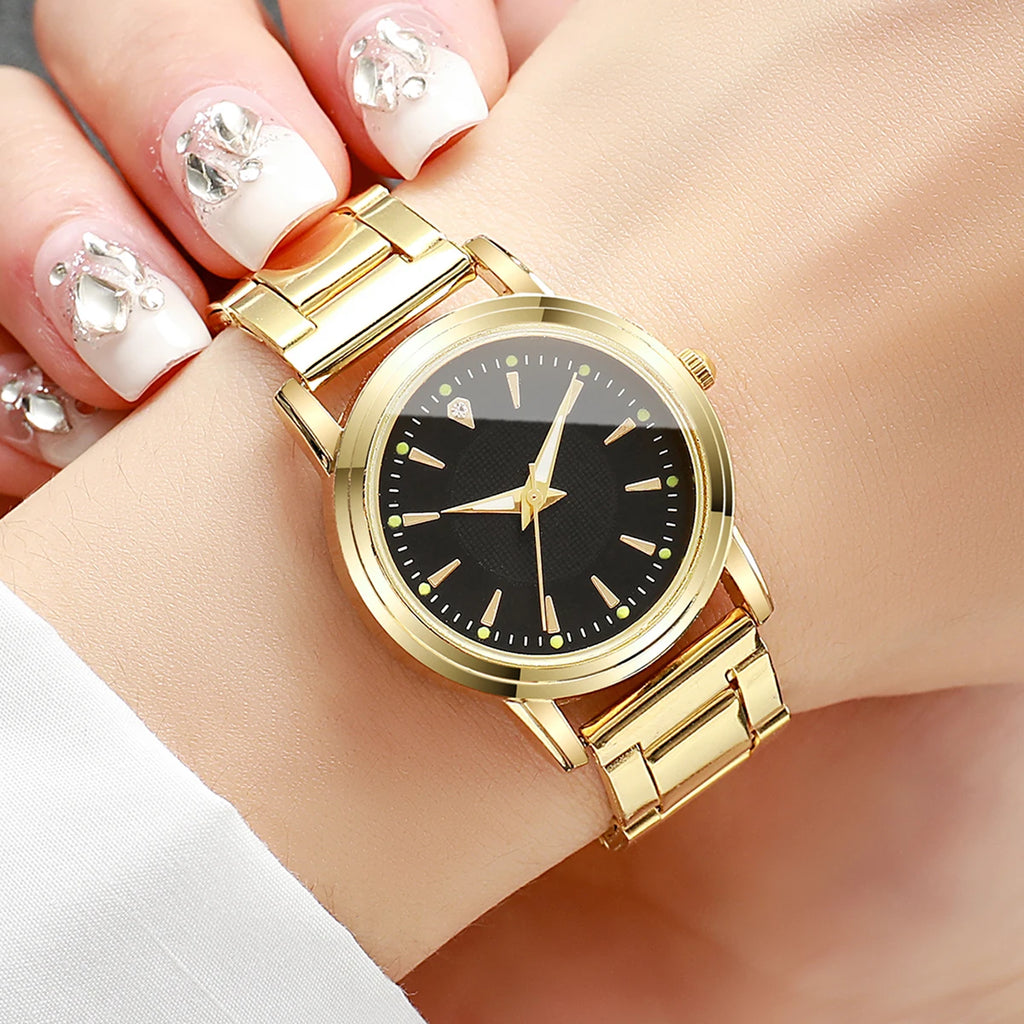 Business Casual Couple Wristwatch Pair, Polished Silver Metal Bracelet Minimal Round Dial Quartz Watch for Lovers Qme