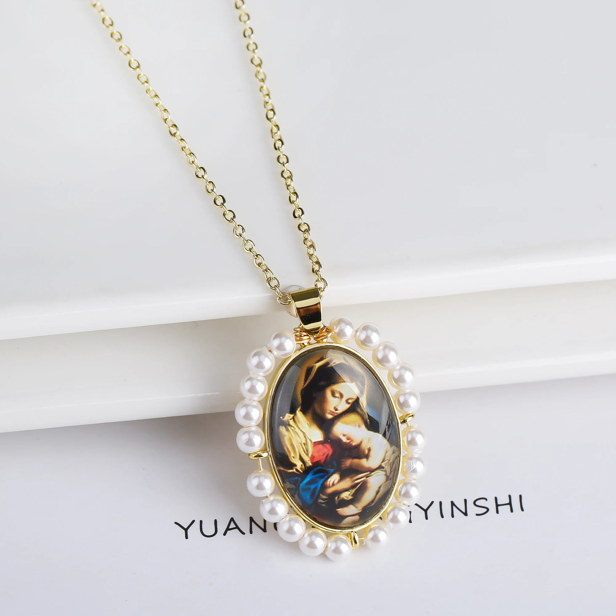 High Quality Hot Sale Religious Style Christian Catholic Image Pendant For Women Men Oval Shape Pave Beads Chain Choker Jewelry Qme 15