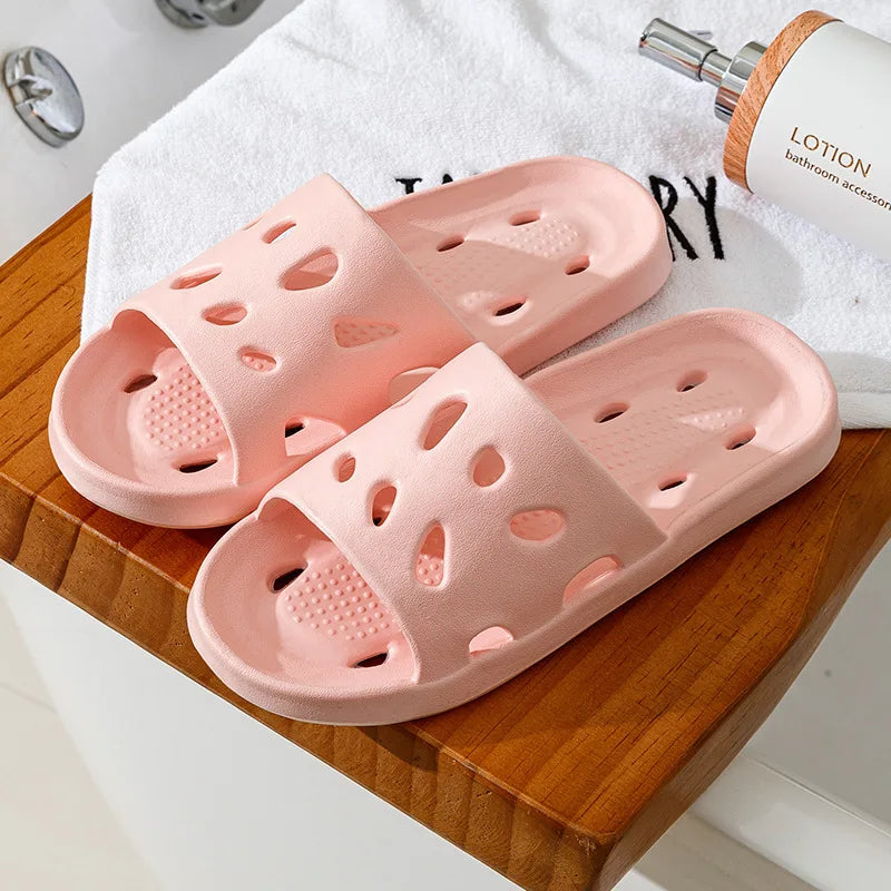 Summer Slippers For Men Women Soft Slippers Indoor Home Slides Cloud Slipper Men Flat Sandals Beach Shoes Man Male Flip Flops Qme