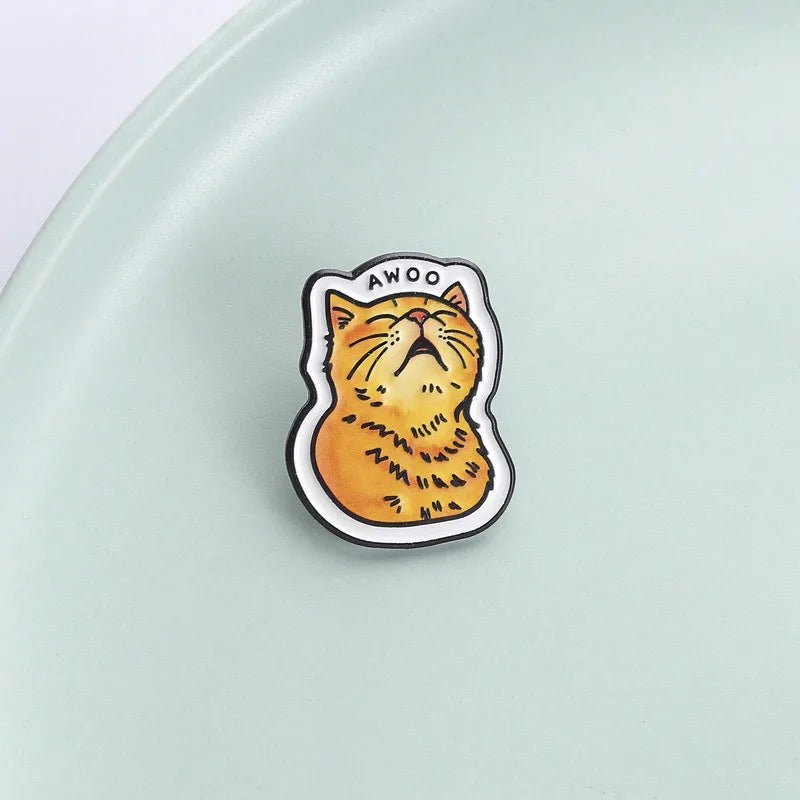 Japanese Style Funny Orange Cat Metal Enamel Brooch Cartoon Chubby Kitten Lapel Pin Cute for Backpack Clothes Jewelry Decor Qme