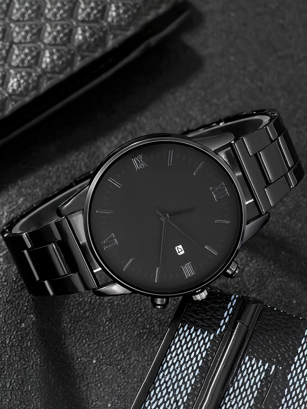 4pcsFashionable men's stainless steel strap Geneva casual business calendar quartz watch ring cross necklace bracelet set Qme