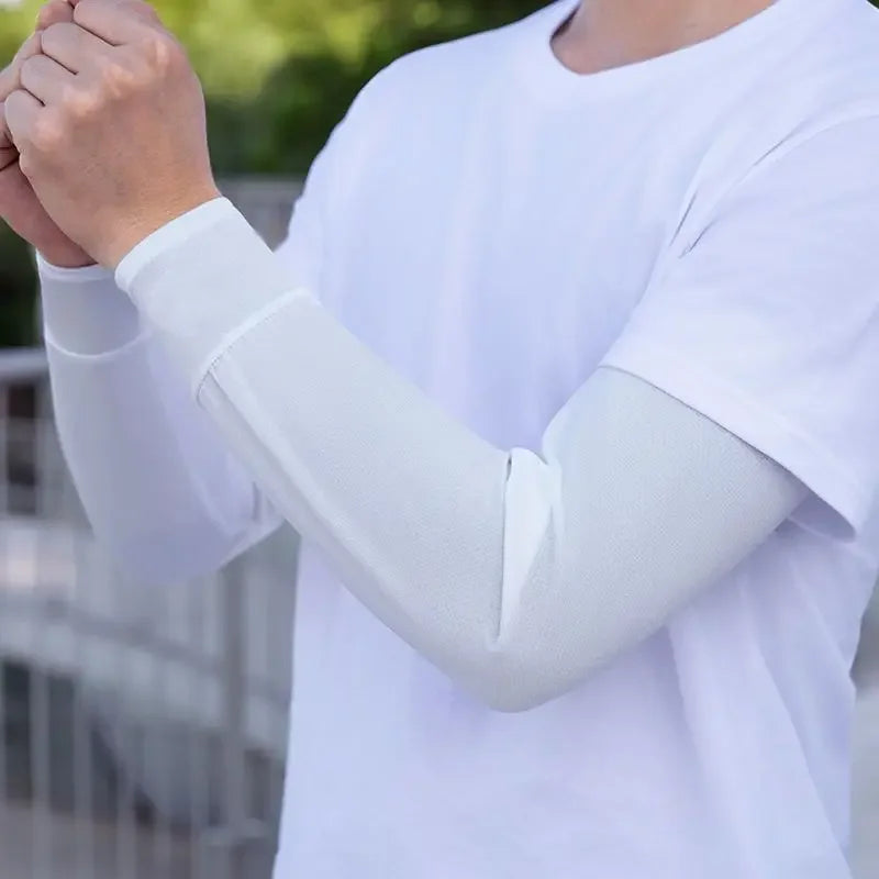 1Pair 2025 Summer Ice Silk Men's Loose Sunscreen Sleeves UV Ice Gloves Riding Arm Guards Sport Running Driving Absorbent Qme White