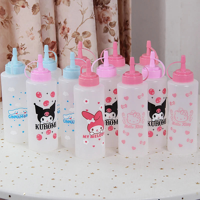 Hello Kitty Kuromi Squeeze Bottle Kitchen Plastic Sauce Jam Salad Qme