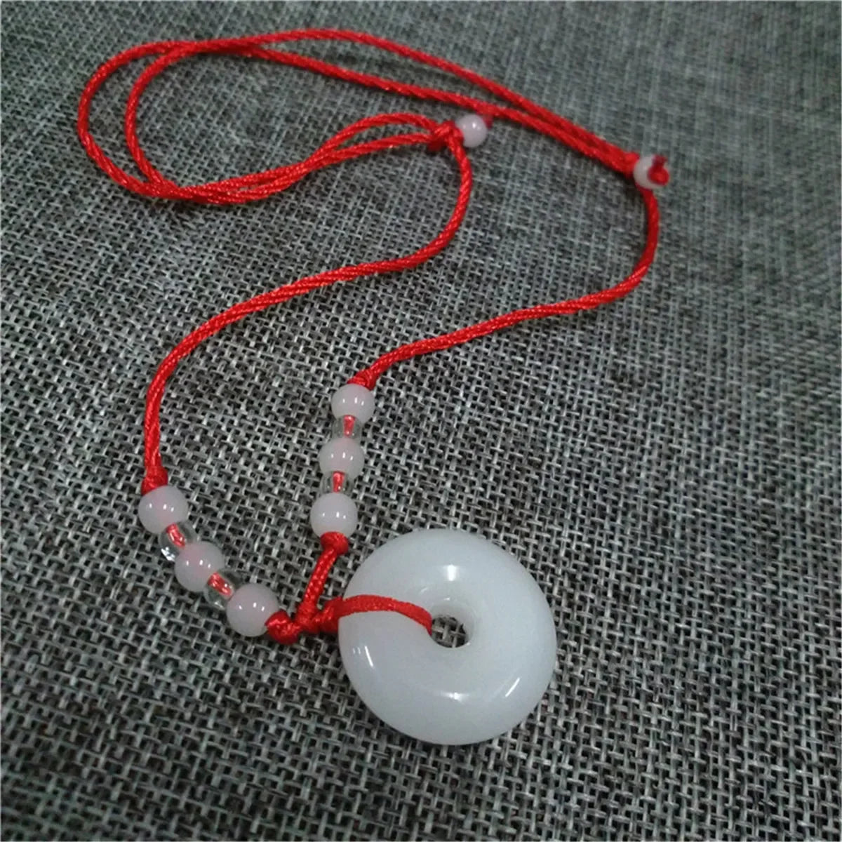 2024 Buddhist White Jade Hand Woven Pendant Necklace Lotus Guanyin Buddha Long Life Lock Pendant Lucky Religious Necklace Qme