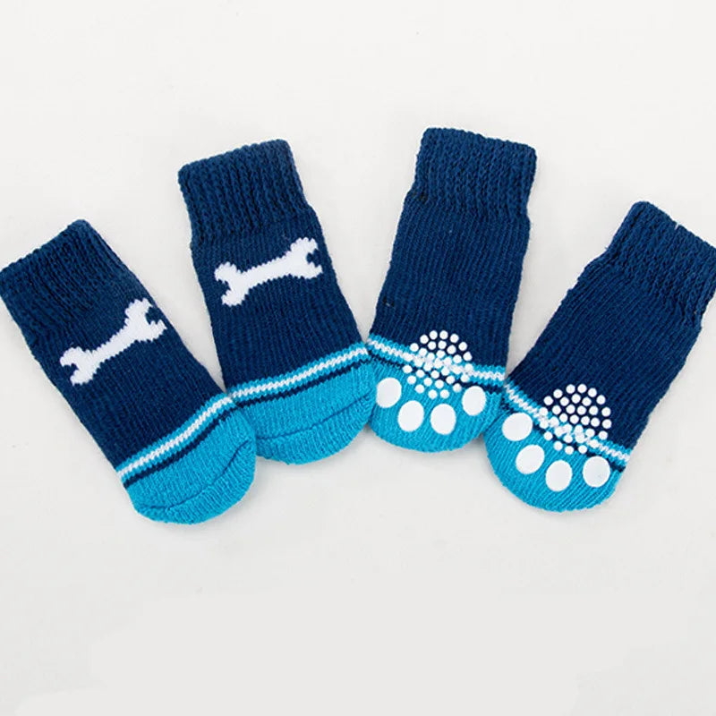 Suitable for ultra small dogs and cats, anti slip indoor pet paw protection, indoor hardwood floor wearing, multiple styles Qme lansegutou M