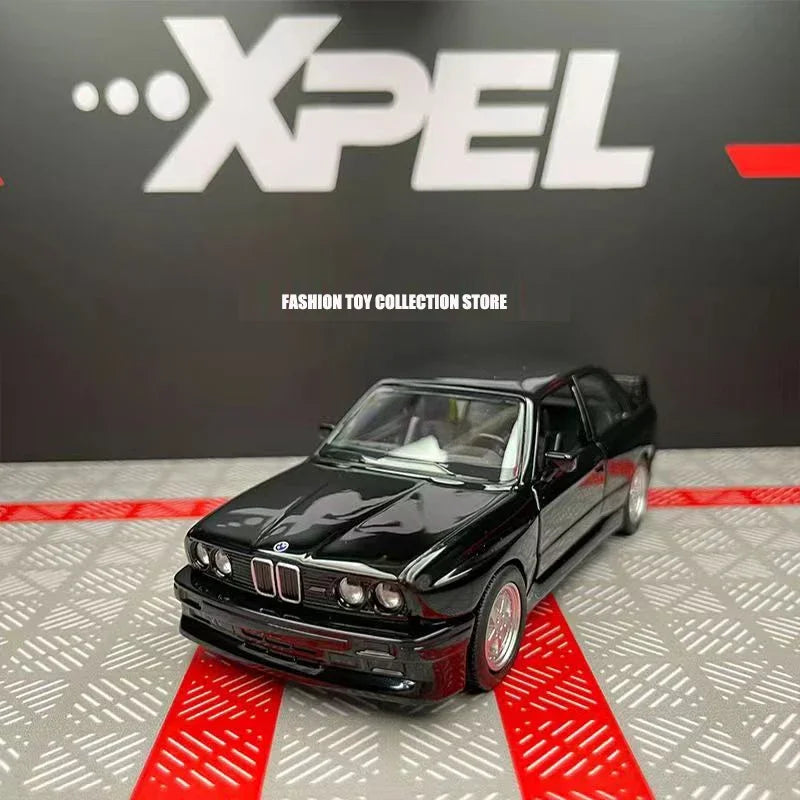 1:36 M3 1987 Diecast Alloy Car Model Metal Pull Back Simulation Car Toy Sports Car Ornament With To Open The Door For Kids Gift Qme