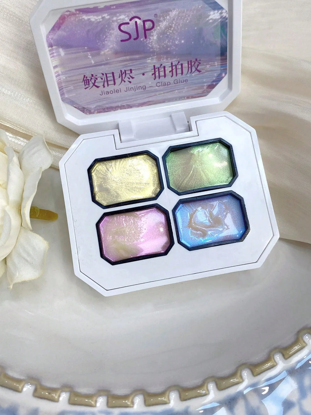 4 Colors Aurora Pearl Effect Solid Adhesive Gel Nail Polish Gradient Qme
