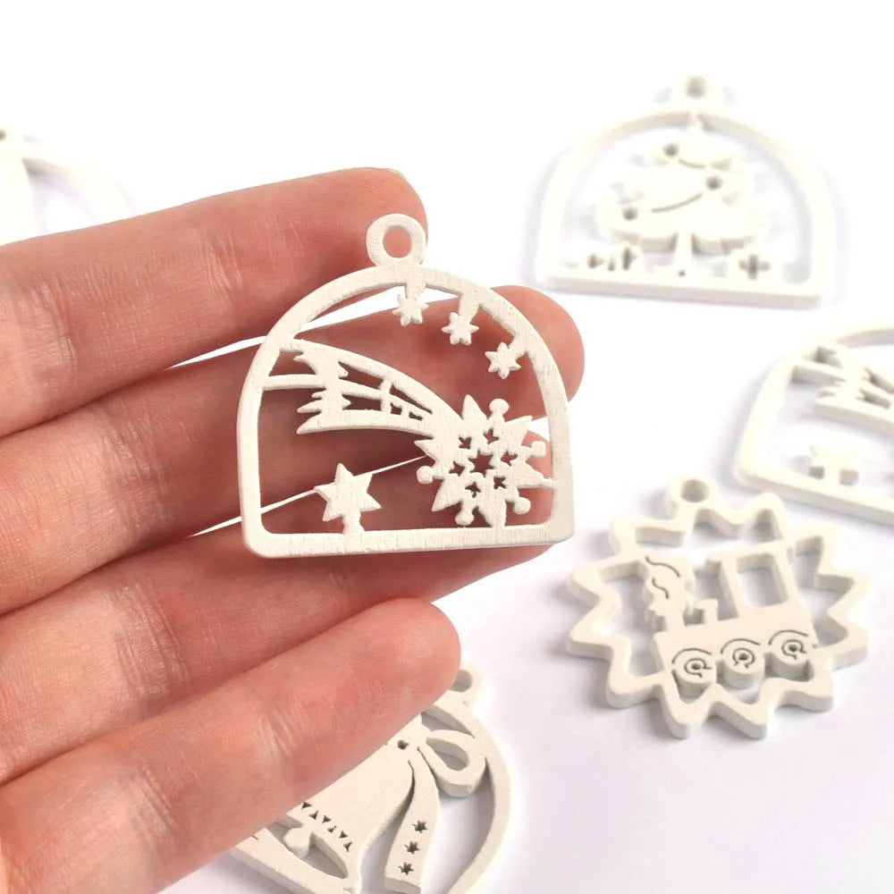 30Pcs Christmas Tree Bell White Wooden Pendant Hanging Oranment DIY Scrapbooking Xmas Party Home Decorations Wood Crafts c3520 Qme