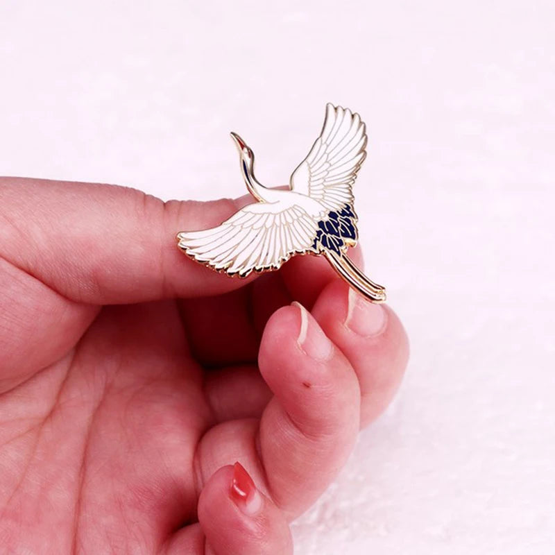 Enamel Pin Badge Exhibiting Vibrant Red-crowned Crane Bird Stylish Qme