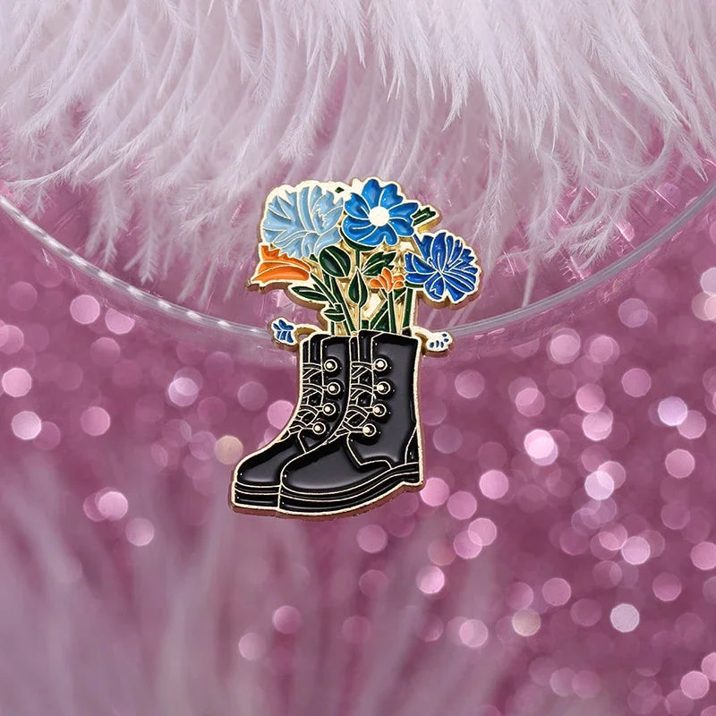Beautifully Boots Flowers Pot Brooch Enamel Pin Cute Cartoon Shoe Plant Badge Lapel Backpack Fashion Jewelry Gift Wholesale Qme