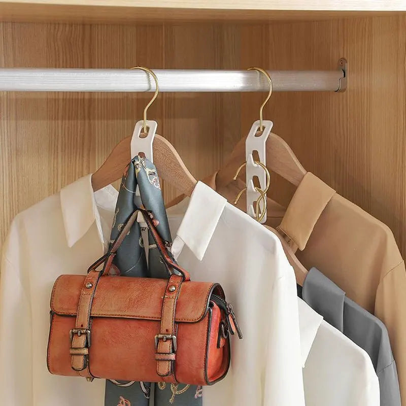 4pcs Ultimate Space Saver Hanger Set - Heavy Duty Plastic Closet Organizer with 3 Hooks for Effortless Storage of Clothes, Jeans Qme