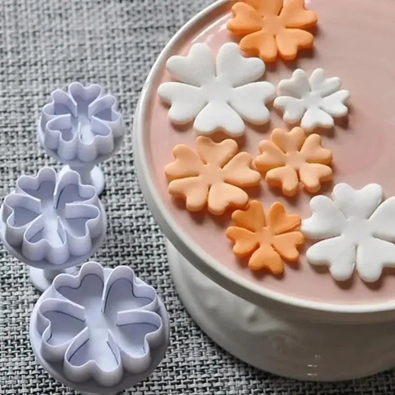 3Pcs Baking Convenience Tools Primrose Flower Plunger Cutters Fondant Cake Decorating Accessories Supplies Cake Tools Qme