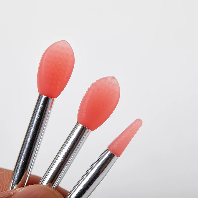 Soft Silicone Lip Balms Mask Brush Sucker Dust Cover Lipstick Qme