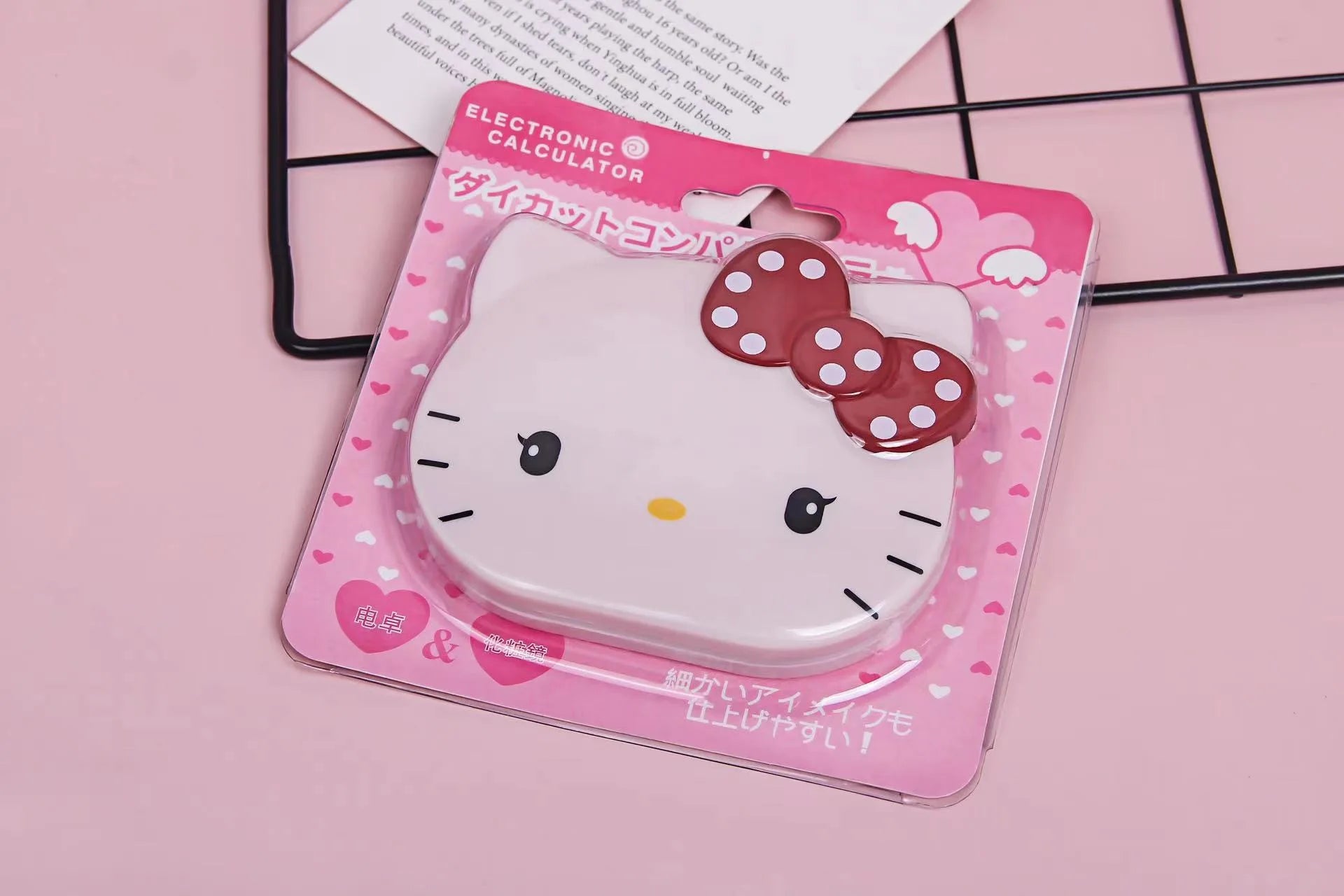 Hello Kitty Cartoon Calculator Cute and Portable Flip-Top Mirror Calculator Small Mini Makeup Mirror Qme 1