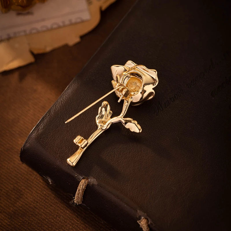 Luxury High-End Gold-Tone Rose Flower Brooch Pin For Women & Men - Elegant Suit Coat Badge Fashion Jewelry Lapel Accessory Qme