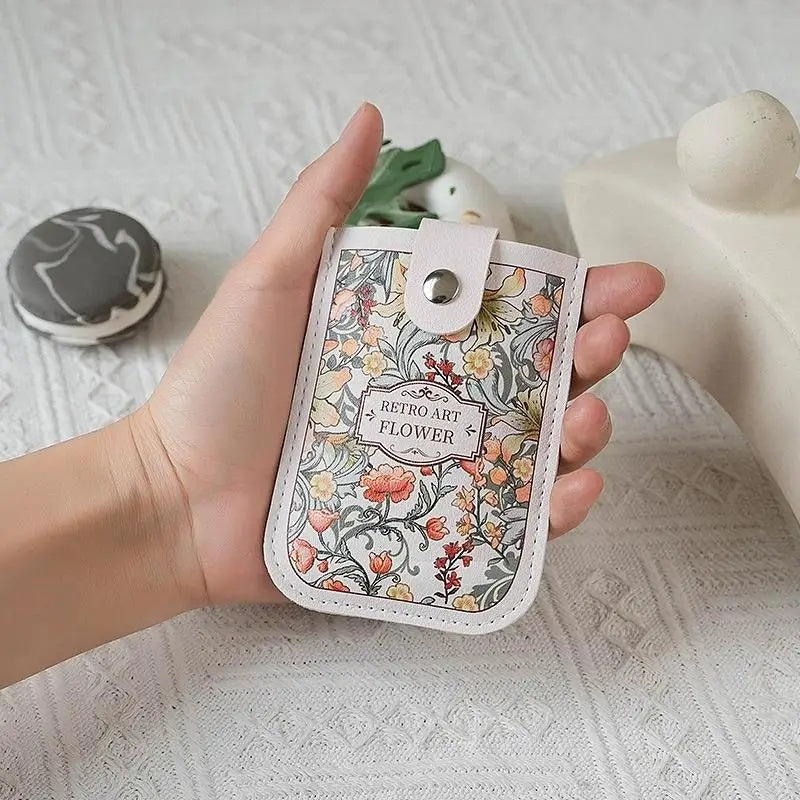 Portable Adorable Pull-out Card Holder Multiple Slots ID Bank Bus Qme 03