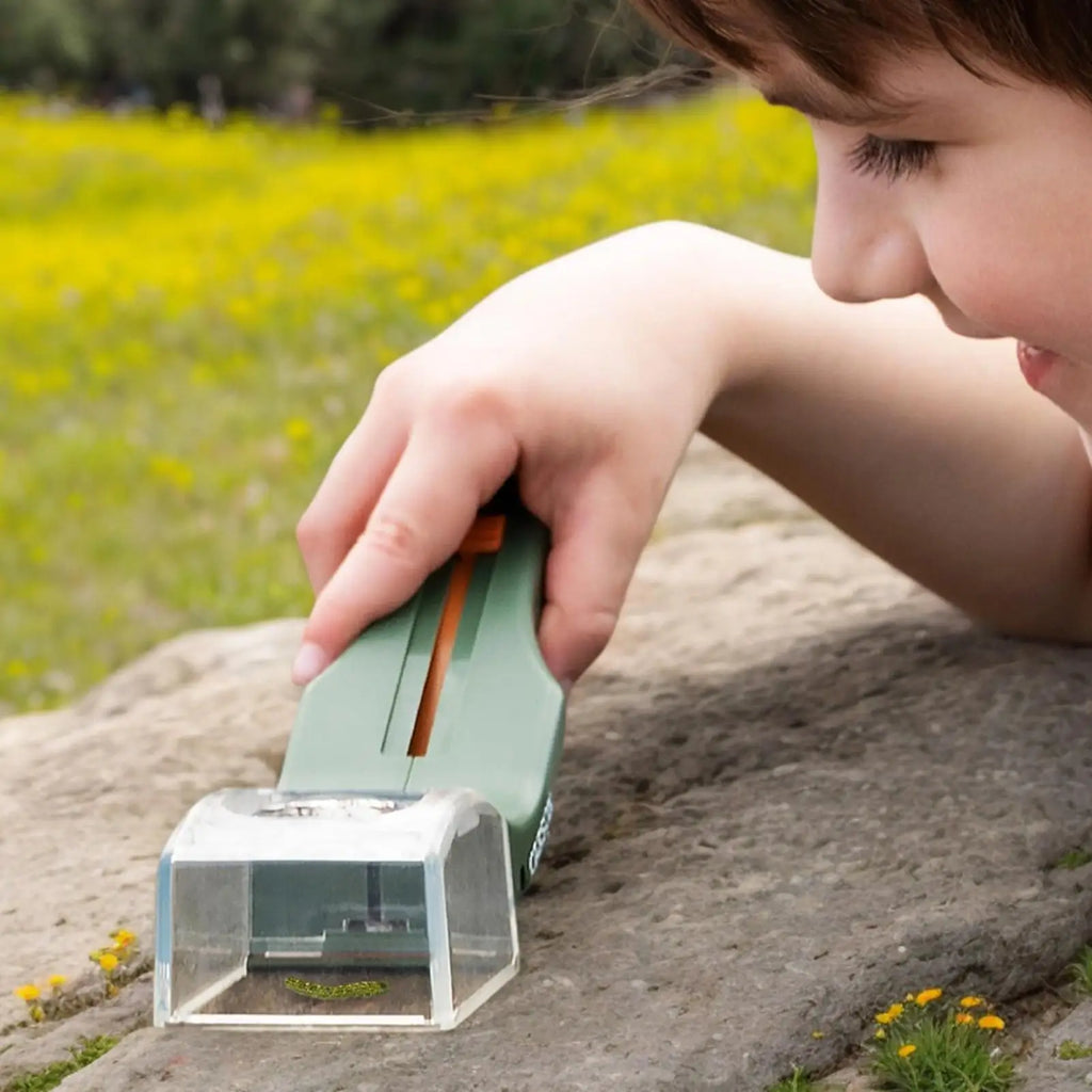 Handheld Insect Catcher Tool Portable Fly Catcher Bug Grabber Spider Catcher Insect Trap for Home Kitchen Kids Learning Tool Qme