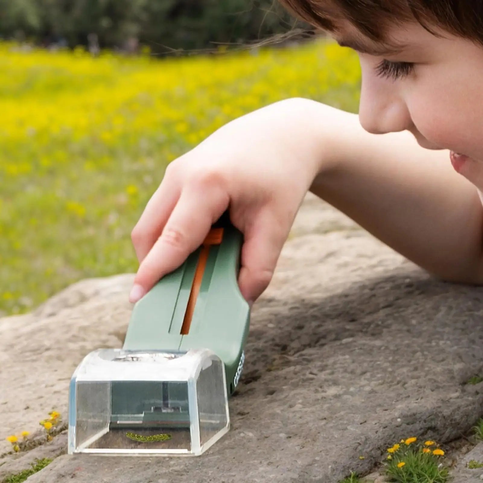 Handheld Insect Catcher Tool Portable Fly Catcher Bug Grabber Spider Catcher Insect Trap for Home Kitchen Kids Learning Tool Qme