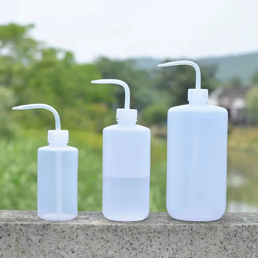 250 500 Curved Spout Watering Jug Succulents Non-spray Squeeze Bottle Qme