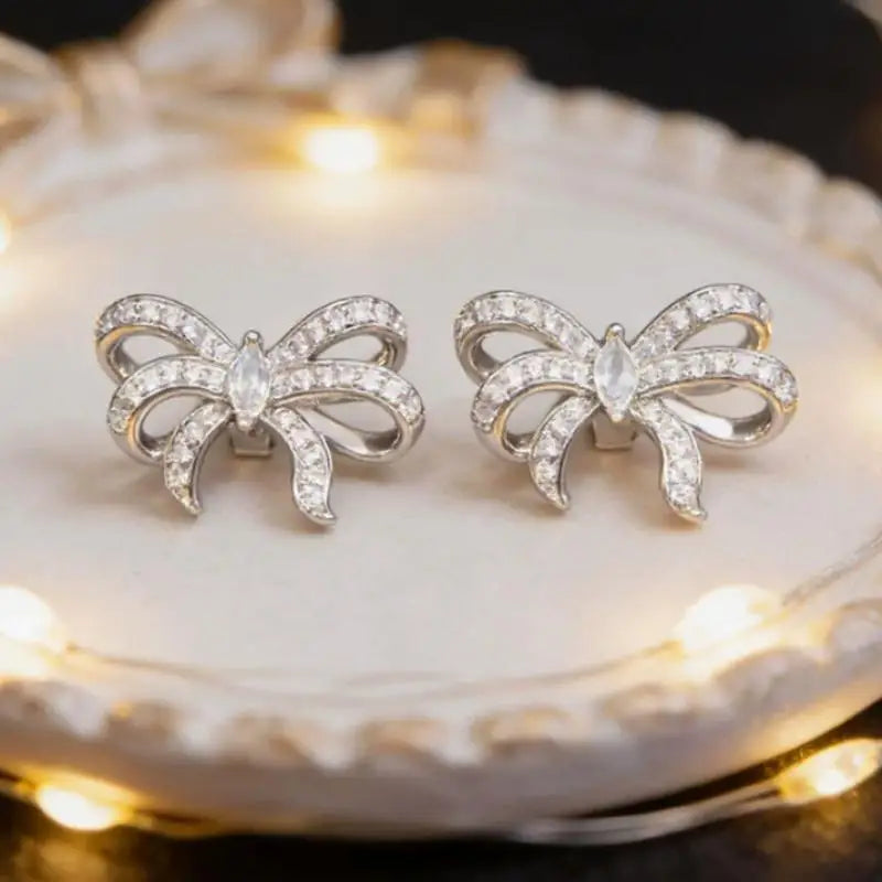 1Pair Fashion Headphone Decoration Clip Removable Diameter Buckle Diamond Butterfly Shape Decorative For Bluetooth Earphone Qme Green