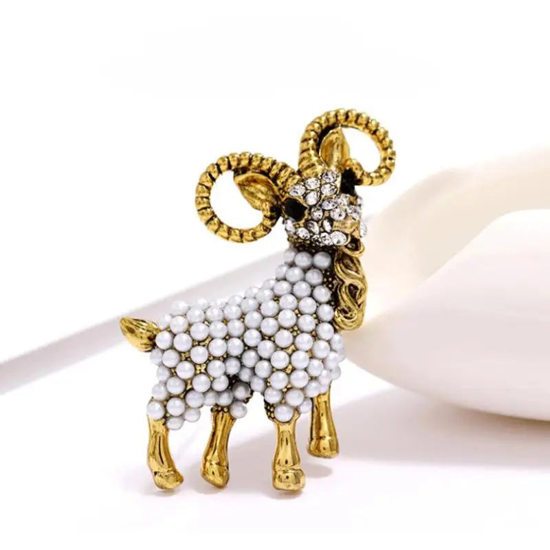 1Pcs Baroque Luxury Sheep Goat Brooch Pin Jewelry For Men Women Wedding Party Couple Gift Qme