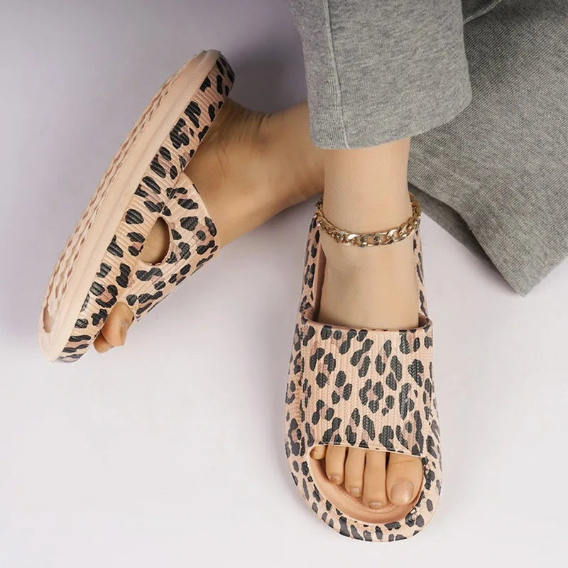 Cloud Slippers Women Shoes Summer Slippers For Men Shoes Home Flat Sandals Massage Flip Flops Couples Bathroom Indoor Slides Qme