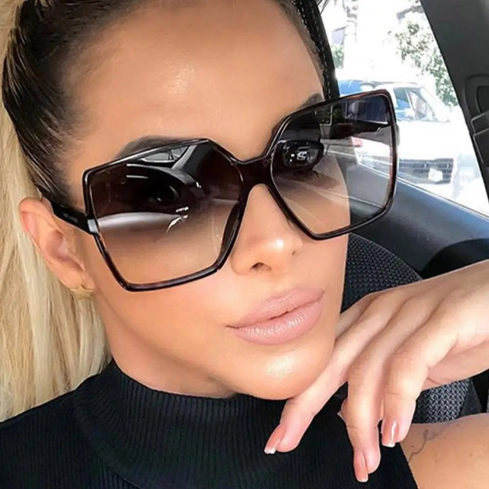 New Vintage Sunglasses Women Men Square Big Frame Sun Glasses Female Brand Designer Retro Shades Fashion Sunglasses for Male Qme