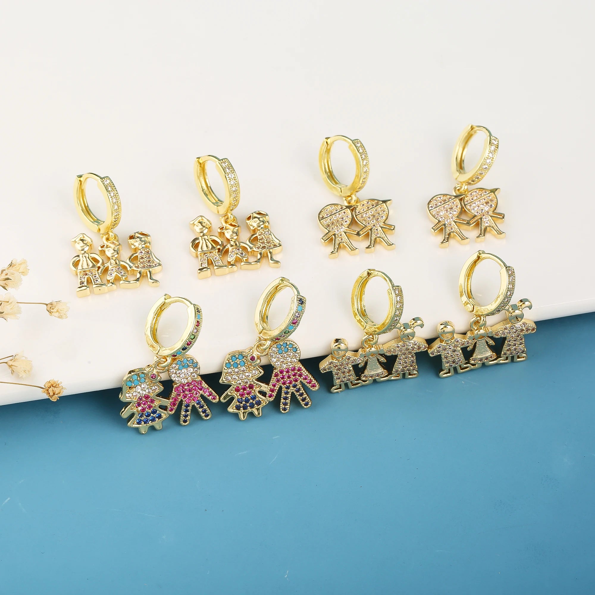 4 Style Shiny Colorful Zirconia Boys Girls Theme Character Earrings Hip Hop for Women Daily Party Crystal Jewelry Wholesale Qme