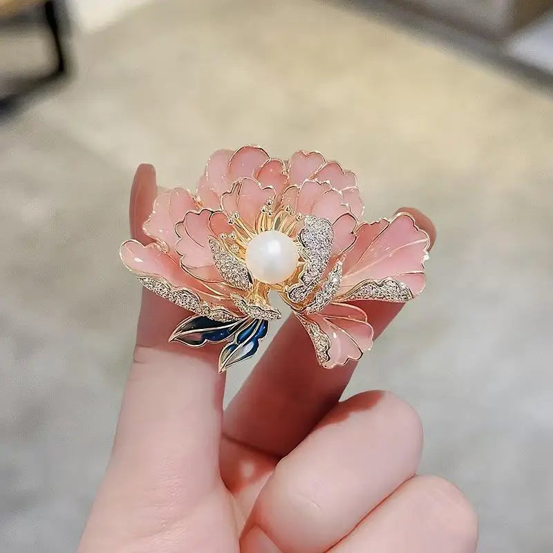 European And American Fashion Retro Alloy Flower Set With Pearl Brooch Chest Flower Qme one size Pink