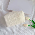 Cute Plush Makeup Bag for Women Portable Travel Small Cosmetic Bags Solid Color Zipper Toiletry Bag Washing Pouch Storage Bags Qme WHITE