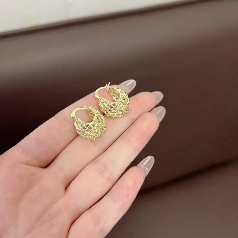 Trendy Simple Hollow Out Water Droplets Big Web Earring For Women Vintage Fashion Earrings Jewelry Party Accessories Gifts Qme A2