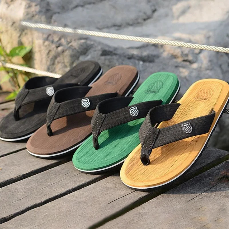 Hot High Quality Men Beach Shoes Summer Casual Flat Slippers Male Indoor Bathroom Anti-Slip Flip Flops Man Flip-Flops Men Sandal Qme