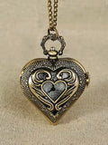 Vintage hollowed out heart-shaped pocket watch with carved heart quartz watch for couples, digital pointer pocket watch Qme Bronze