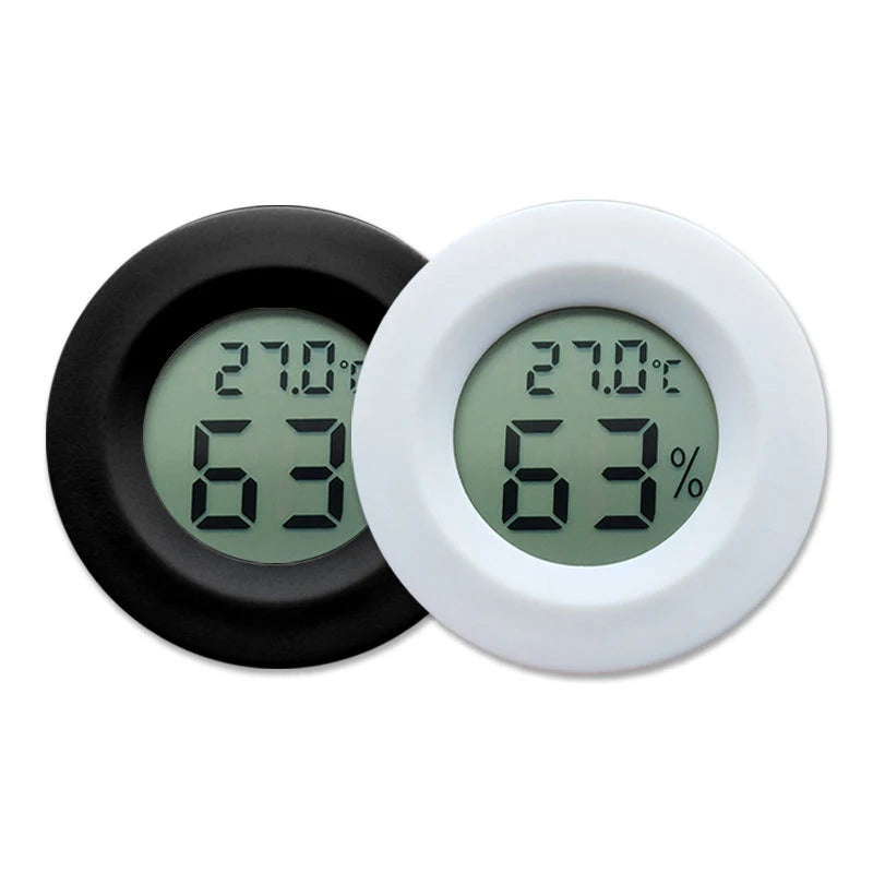 70 C Mini LCD Digital Thermometer Hygrometer Round Temperature Qme