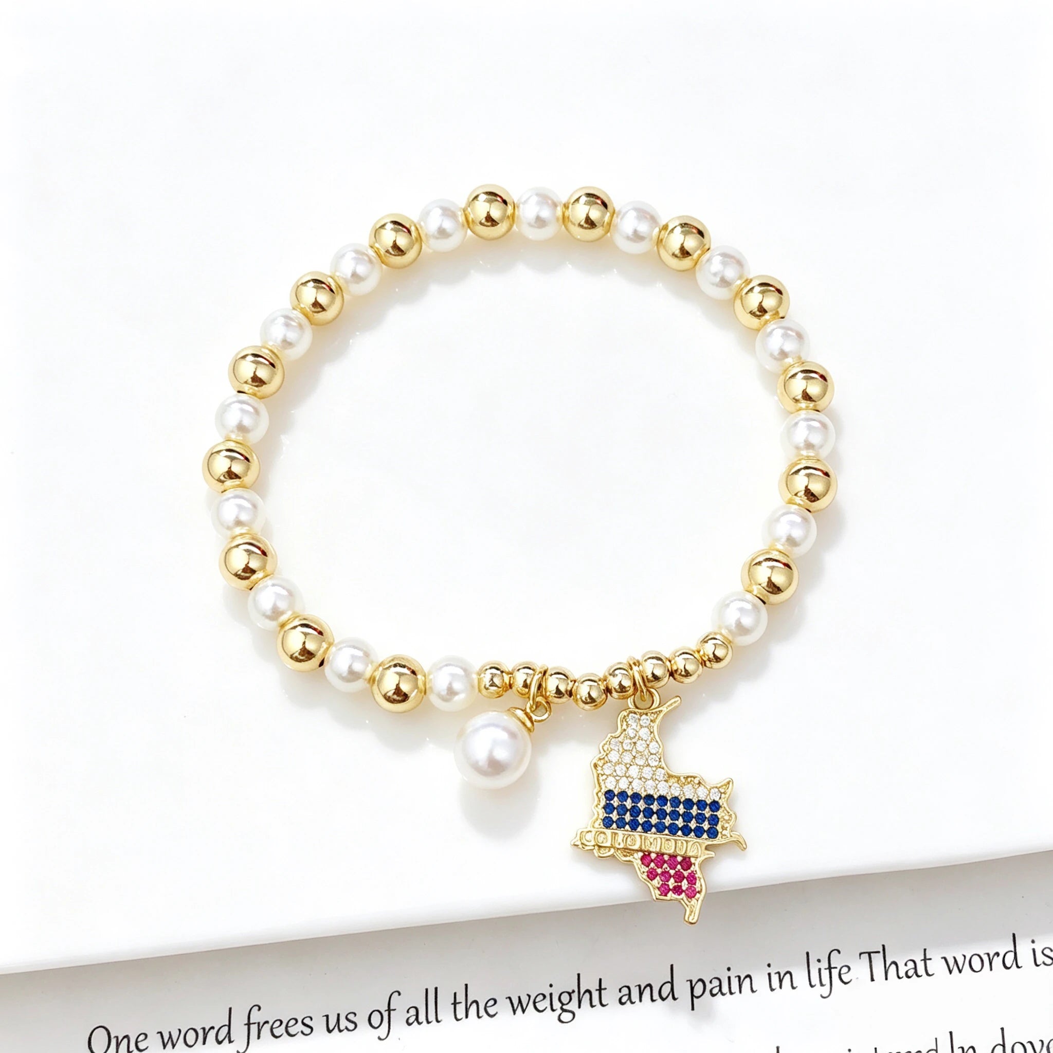 Classic Violin Round Parrot-Shaped Venezuela Colombia Flag Designer Pearl Bracelet Luxury for Women Party Patriotic Jewelry Gift Qme 1