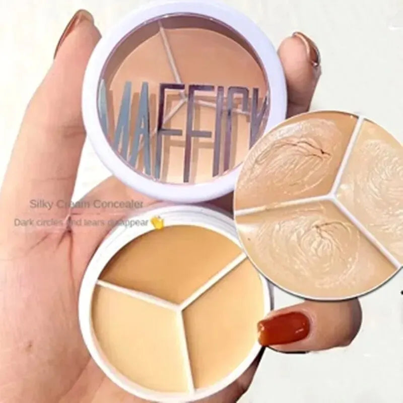 3-Color Concealer Palette Professionally Covers Dark Circles Around Qme
