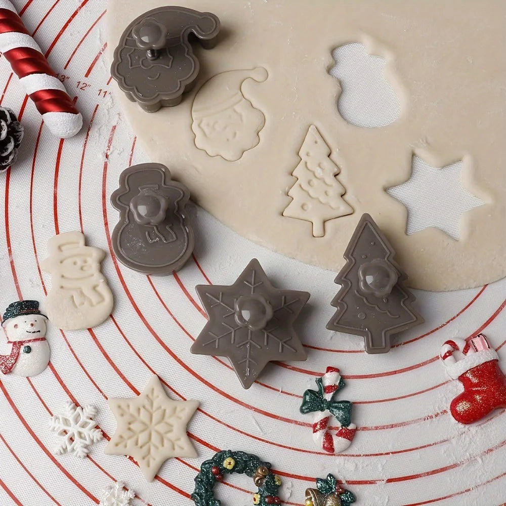 Christmas Cookies Molds Plastic 3D Cookie Cutter Xmas Tree Claus Qme