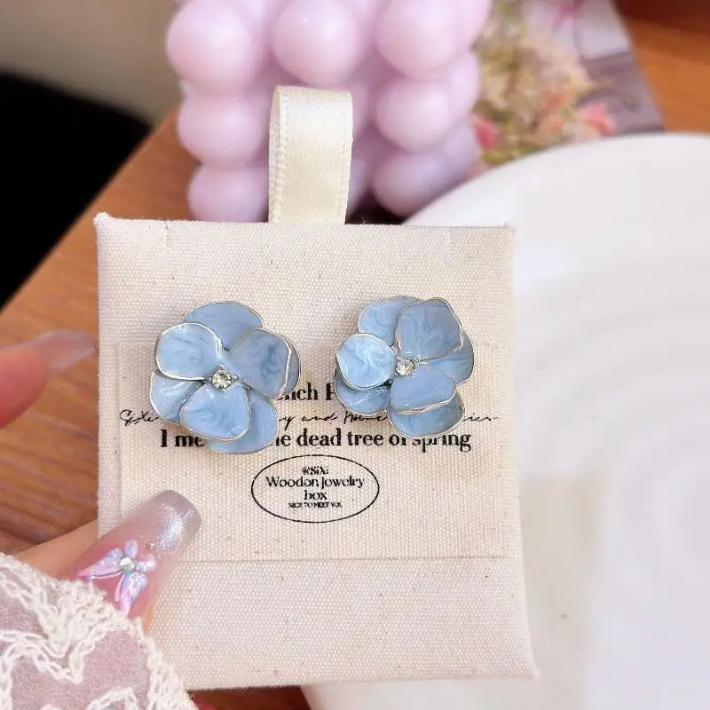 Women's Sweet Blue Enamel Flower Earrings Fashion Lightweight Dainty Jewelry for Spring Summer Casual Wear Holiday Gift Qme A1