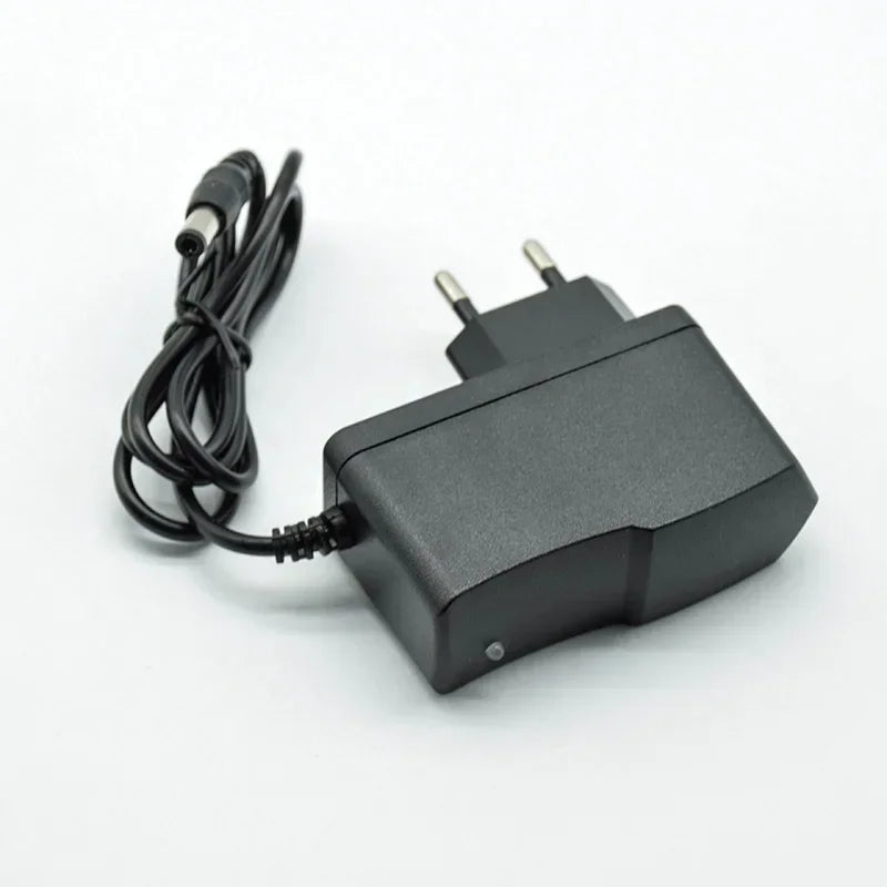 Converter Adapter DC 12.6V 1A/1000mA Power Supply Charger EU Plug 5.5mm * 2.5mm(2.1mm) AC to DC for 18650 lithium battery Qme