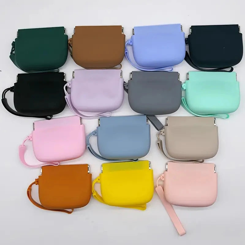 Portable Pet Snack Bag Easy Clean Waterproof Outdoor Training Secure Qme