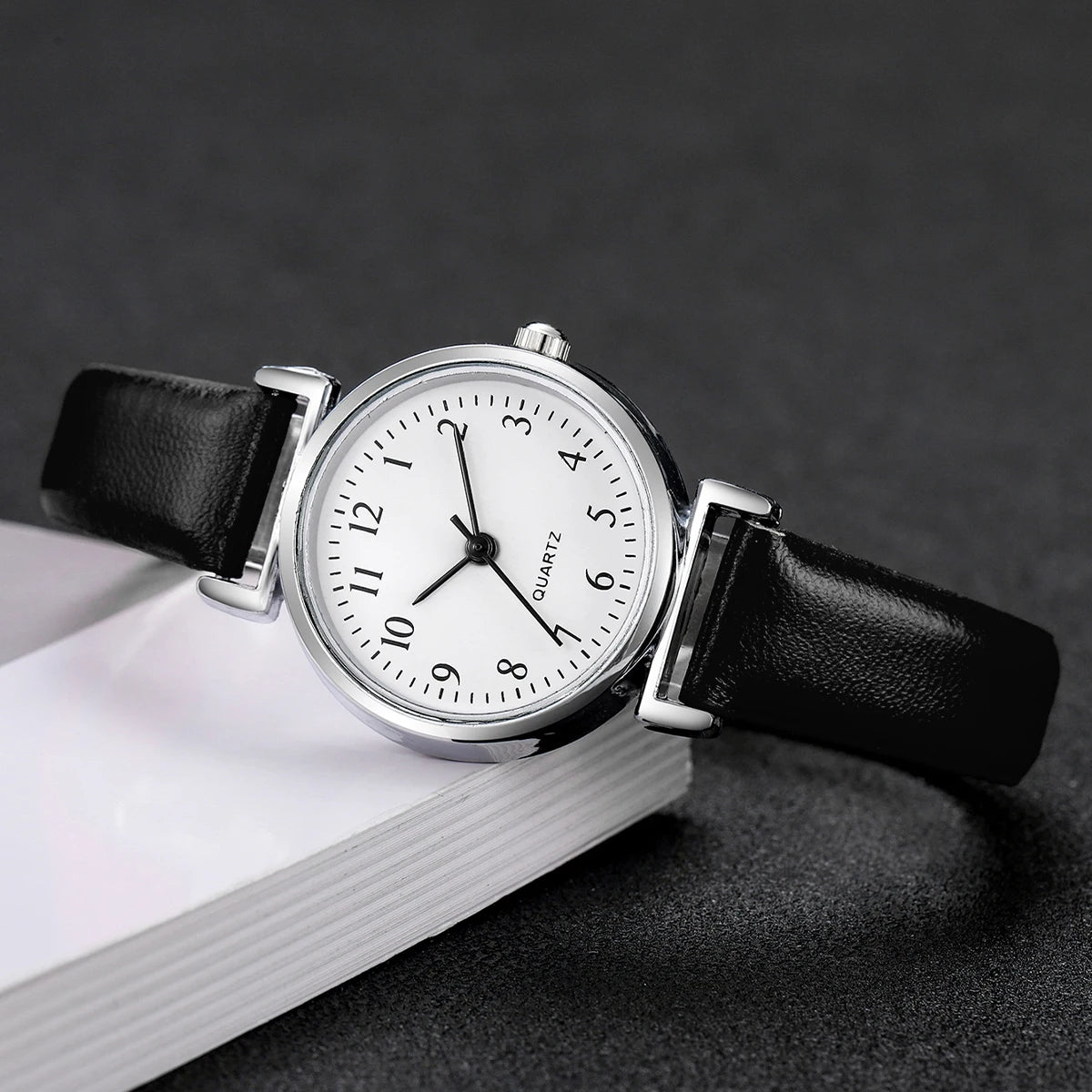 2 pçs/set moda pequeno mostrador feminino relógios de quartzo simples pulseira de couro relógio para meninas reloj mujer Qme
